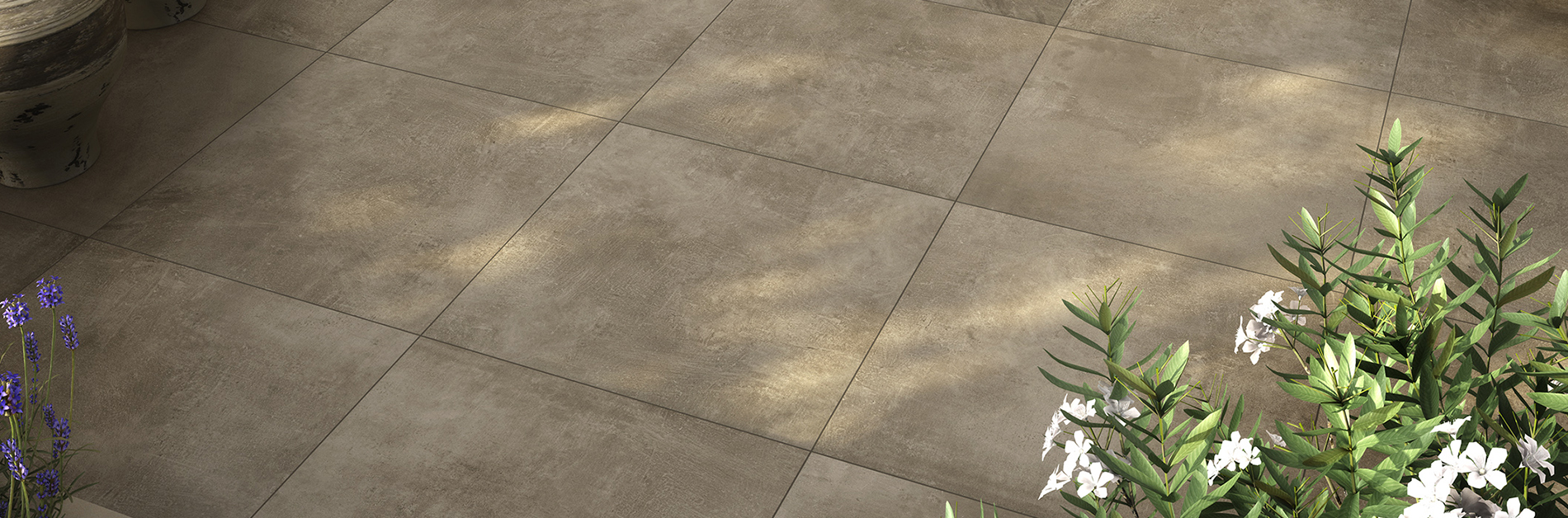 Beige-Braune Terrassenfliesen